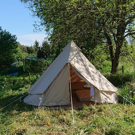 Tente En Permaculture Pirate Creysse  Extérieur photo